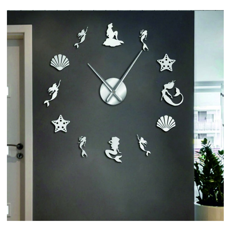 Lustrzany zegar ścienny z syreną fantasy