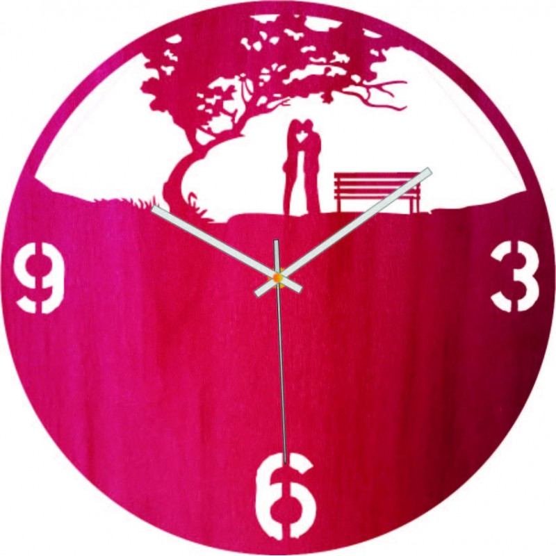 Drewniany zegar ścienny love in the park - LOVE