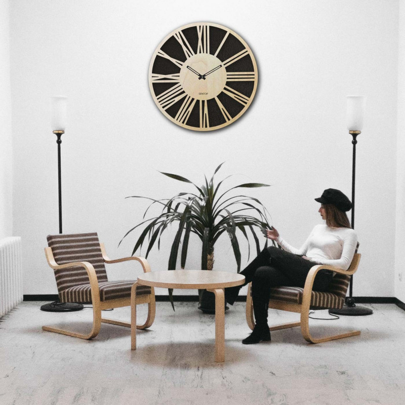 Drewniany zegar ścienny z cyframi rzymskimi -...