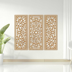 Trzyczęściowa konstrukcja łączy tradycyjne wzory z nowoczesną precyzją.