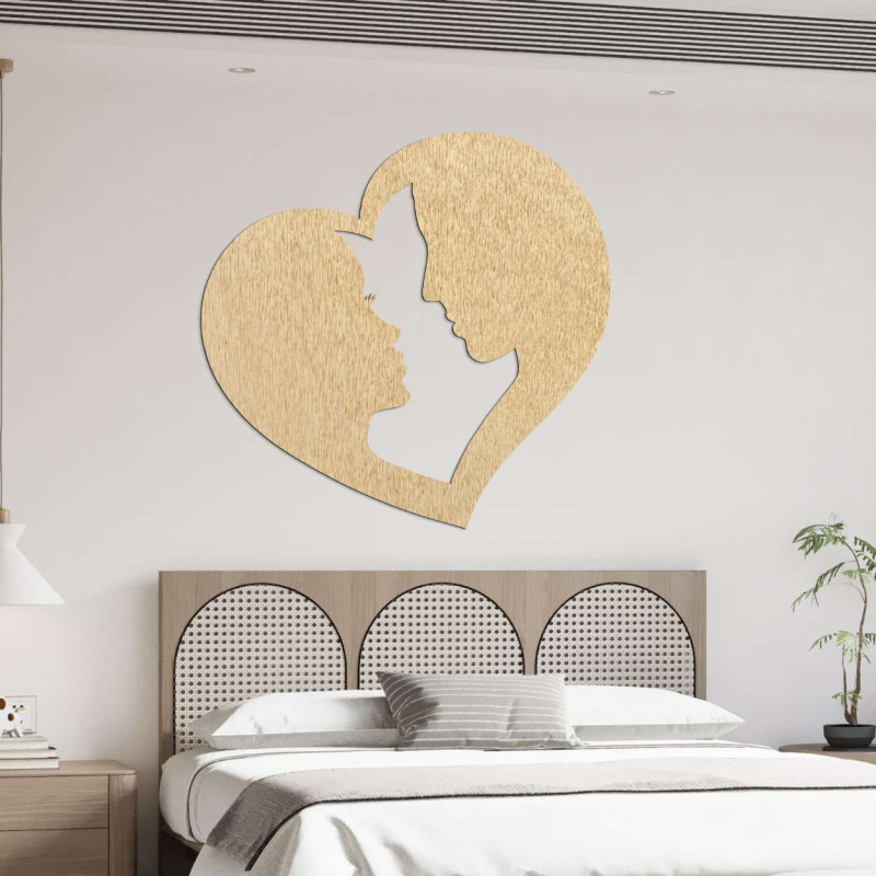 drewniany obraz na ścianie