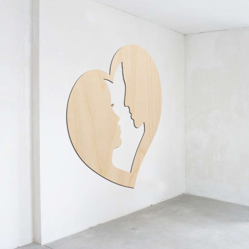 drewniany obraz na ścianie w salonie