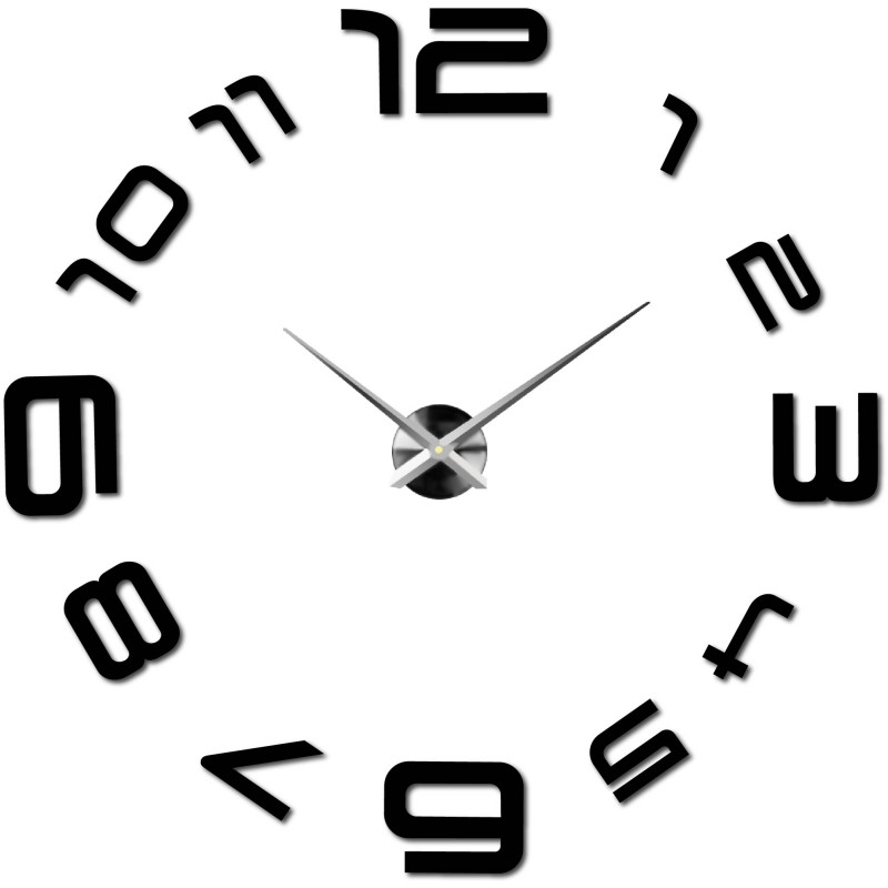 Minimalistyczny zegar ścienny z czytelnym układem cyfr i smukłą linią.