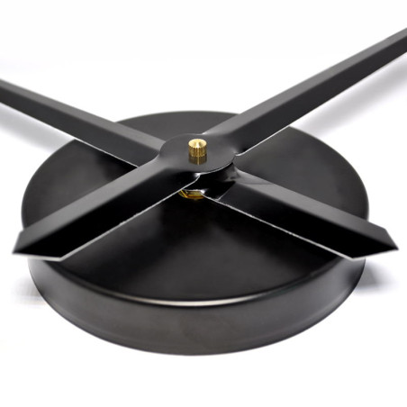 Nowoczesny zegar ścienny - DESIRE