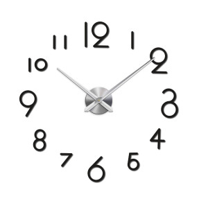 Czarny zegar ścienny do salonu