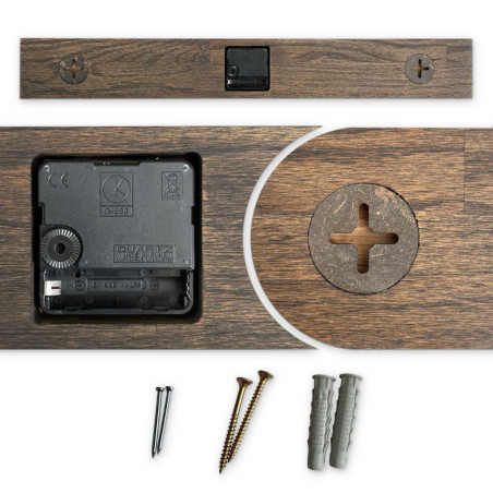 Ręcznie robiony pionowy zegar ścienny z dębu – smukły, minimalistyczny, skandynawski design – CRYSA