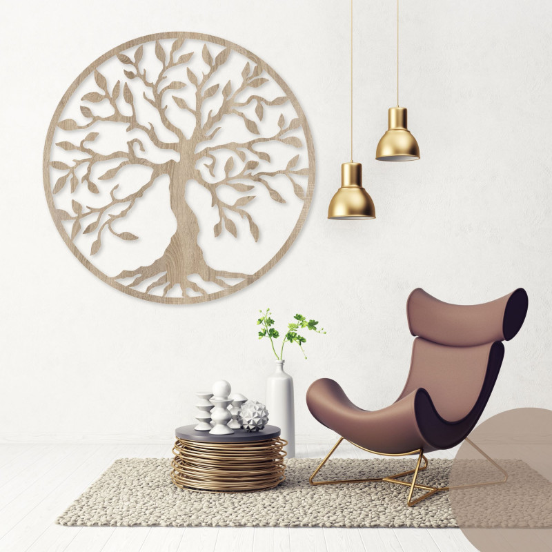 Drewniany obrazek przedstawiający drzewo życia w okręgu