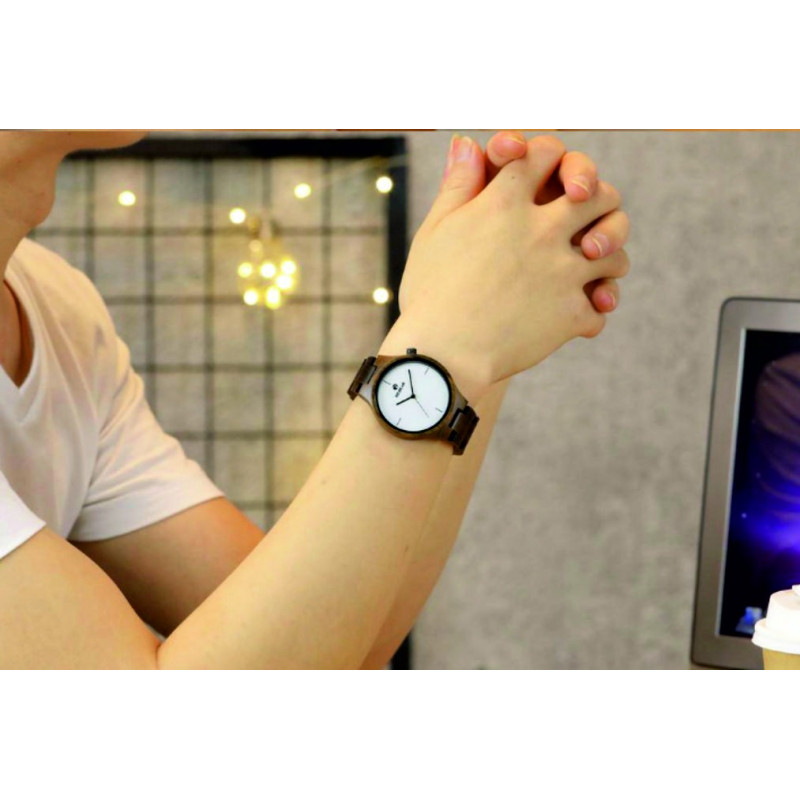 REDEAR zegarek wykonany z drewna. Panie i panowie.