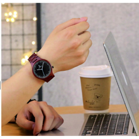 REDEAR zegarek wykonany z drewna. Panie i panowie.