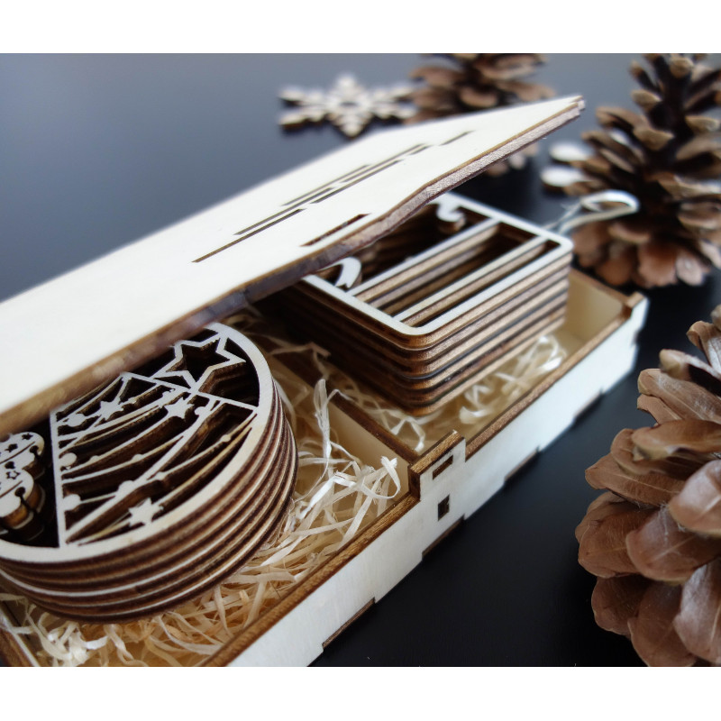 Dekoracje drewniane i plastikowe, ozdoby świąteczne, drewniane akcesoria vintage