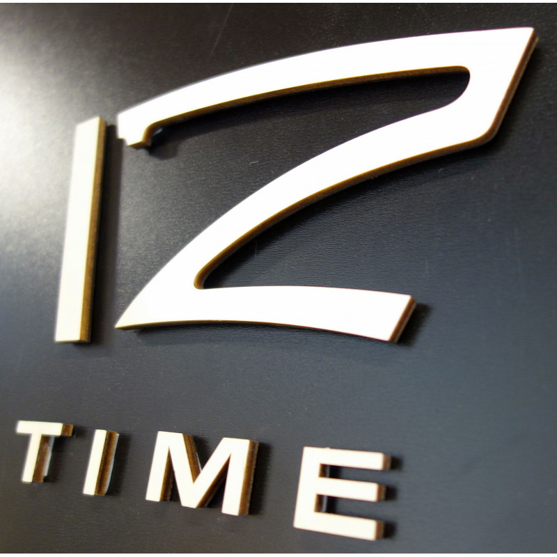 Nowoczesny zegar ścienny, zegar ścienny wykonany z drewna, sklejki