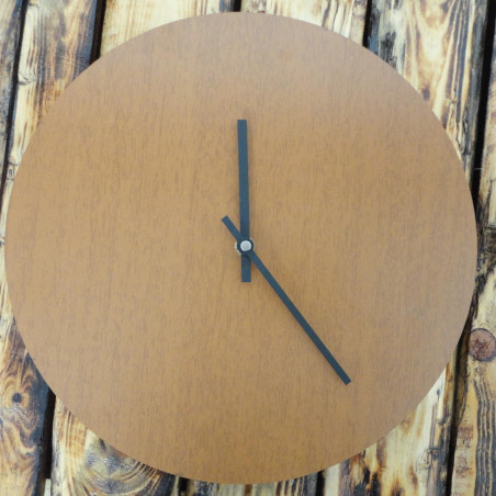 Zegar ścienny KOLOR HDF Oliwkowy Zegar ścienny KOLOR HDF Oliwkowy