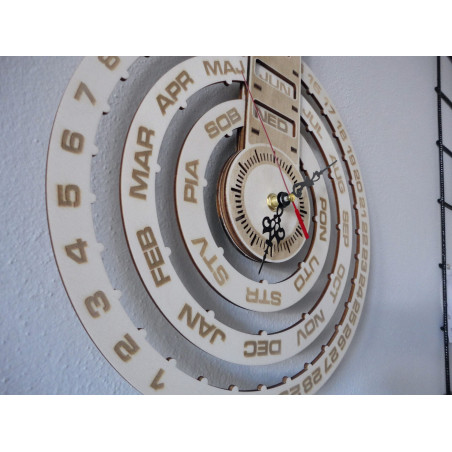 Drewniany kalendarz ścienny zegar kalendarz wykonany z drewna grawerowany laserowo KALENDARZ